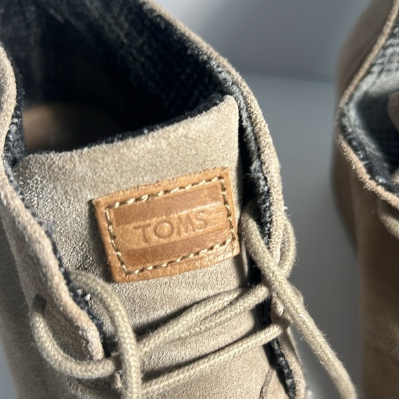 TOMS Desert Wedge Taupe Tan Booties Size 7W BOHO - Picture 6 of 9